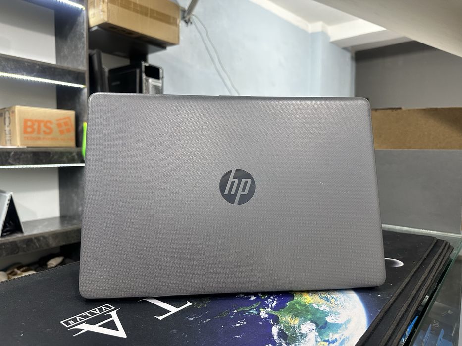 Офисный ноутбук HP i5-1235U 8/512GB