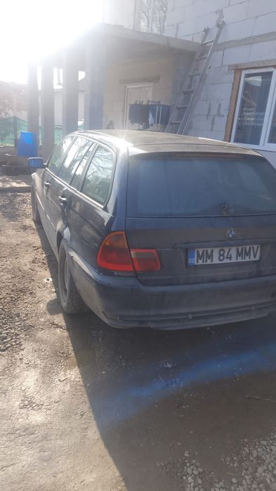 Dezmembram BMW e46 320d din 2000