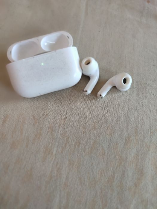 беспроводные наушники Apple
