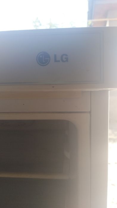 Продам холодильник LG