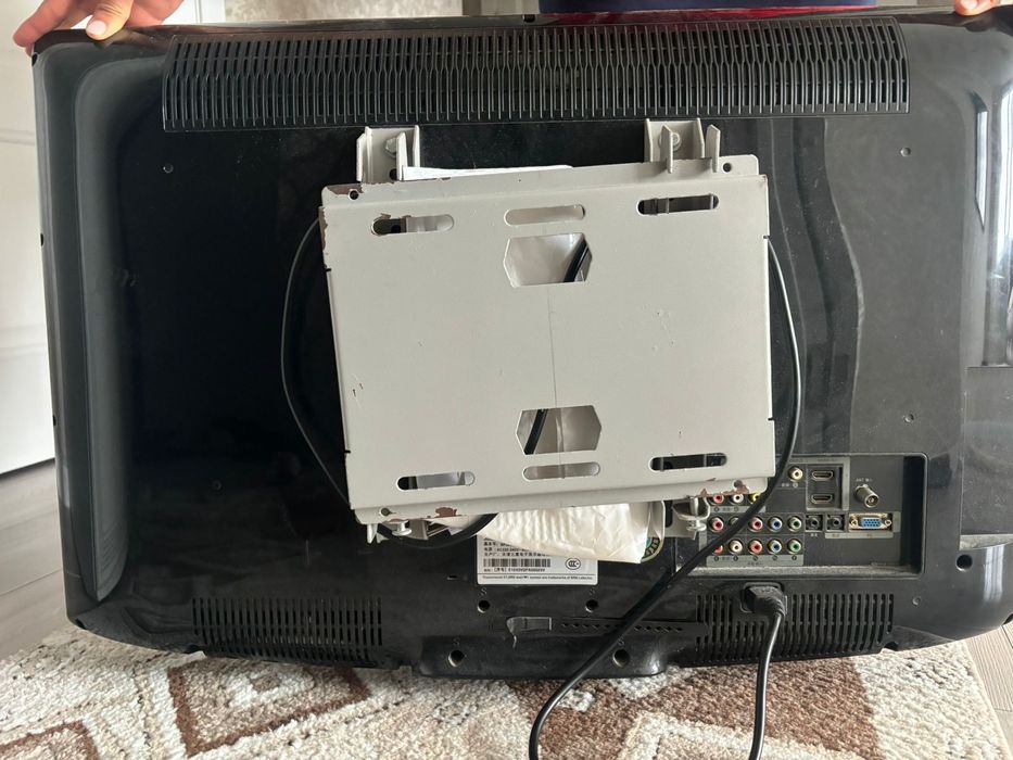 Продаю телевизор