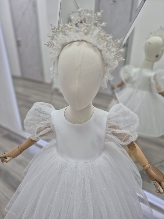 Платья снежинки на прокат.