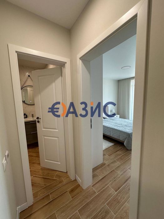 Просторен апартамент с 2 спални в комплекс" Оазис", Равда, България,