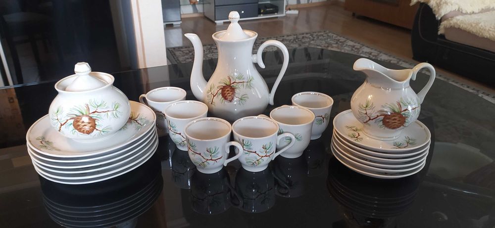 Продам сервиз кофейный из 21 предмета