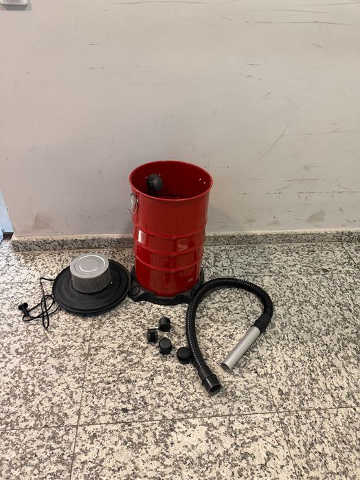 Прахосмукачка за пепел 1000W 18L RD-WC02/Прахосмукачка за пепел WC03