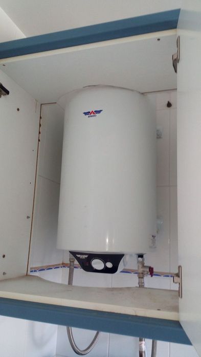 Ремонт и установка Аристон (бойлер) катёл и услуга сантехника