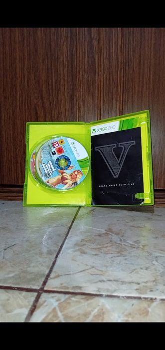 GTA 5     X BOX 360