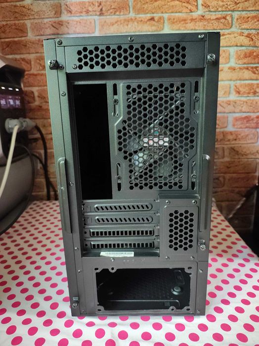 Carcasa PC Gaming Cooler Master Silencio S400