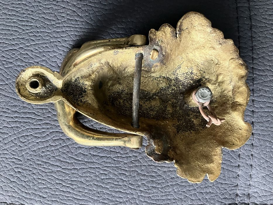 Месингови хлопки за врата