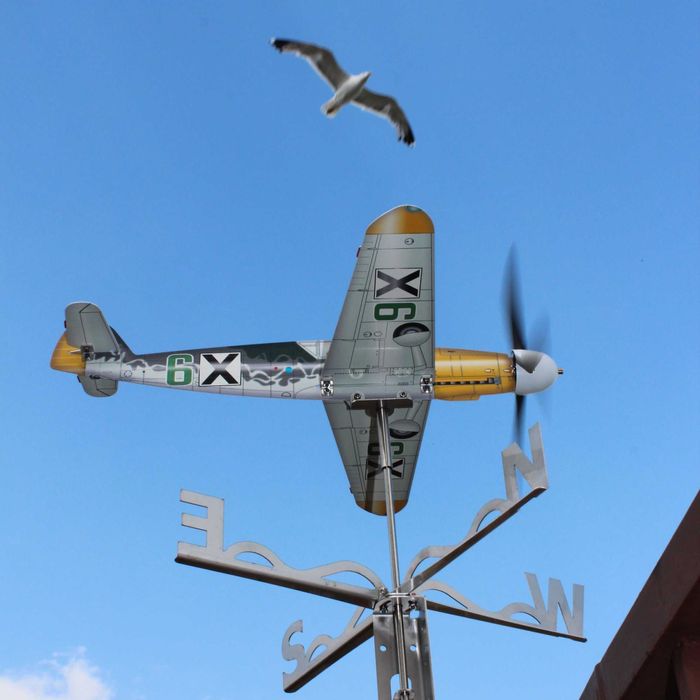 Подаръчен Инокс Ветропоказател + Книга за история на Български ВВС