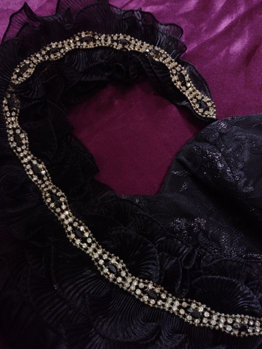 Rochie de seara neagra in stil mermaid