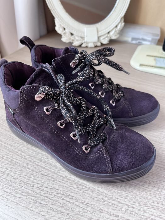 Продам полуботинки для девочки, бренда ECCO,