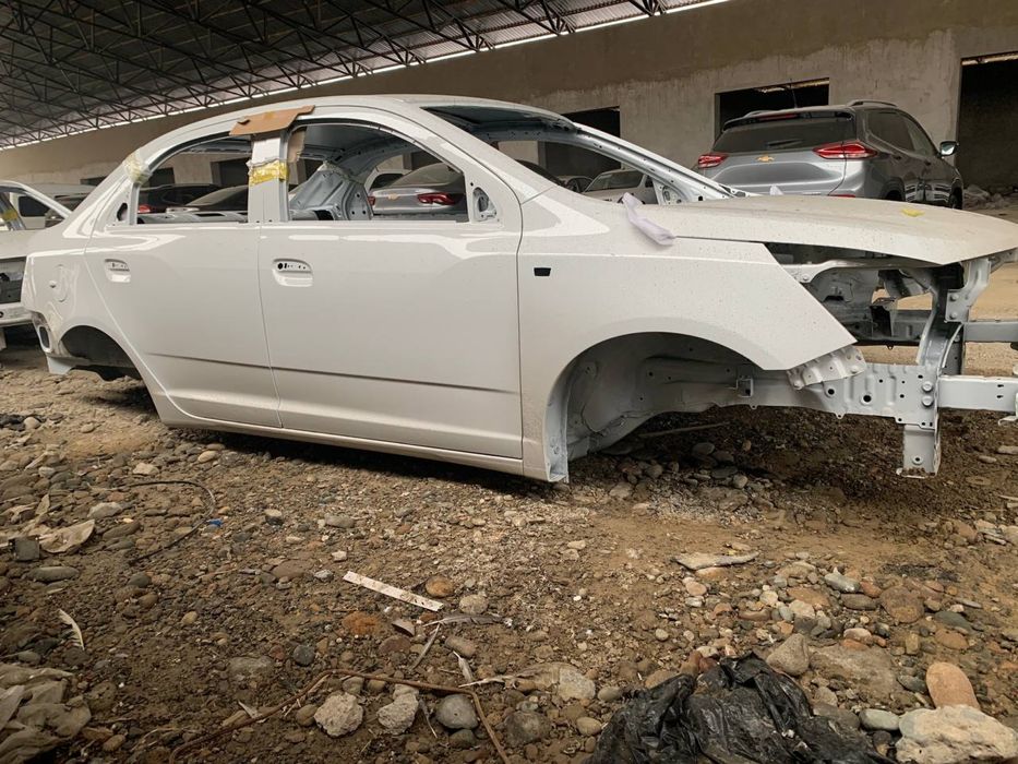 Кузов Cobalt в сборе