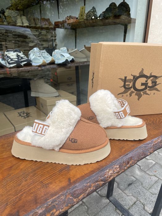 UGG FUNKETTE дамски чехли