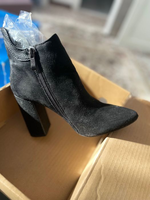 Демисезонные женские сапоги