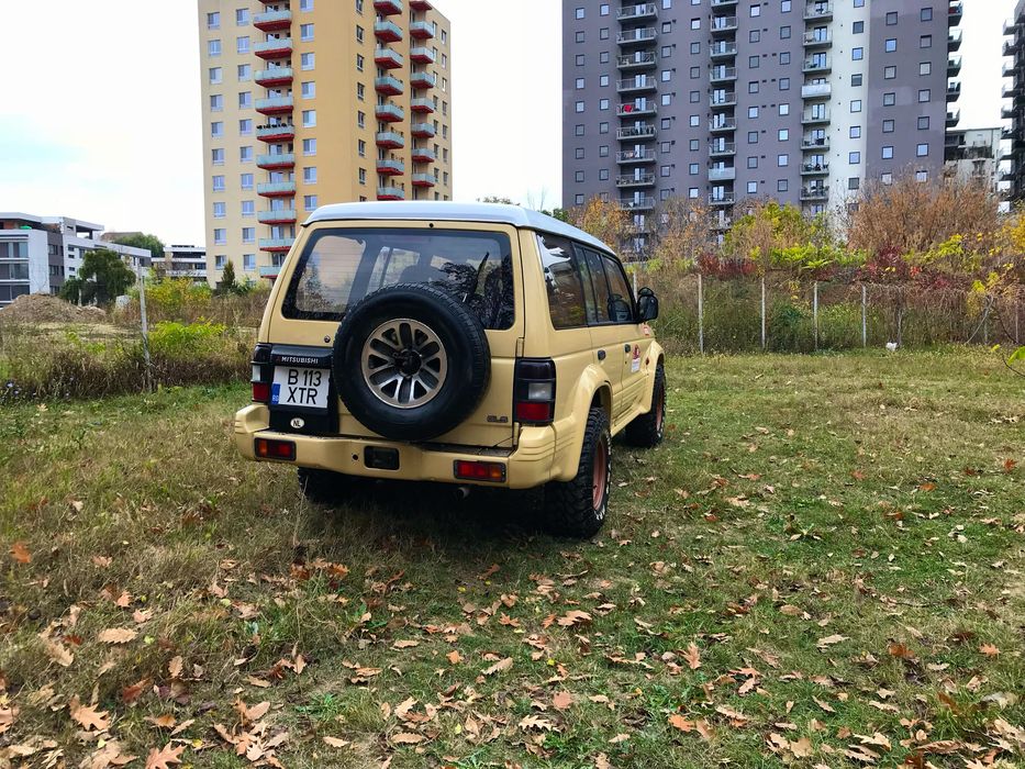 Mitsubishi Pajero Autoutilitara