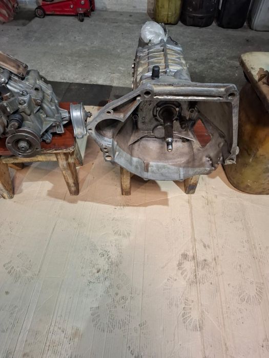 Продам коробку на Ниву