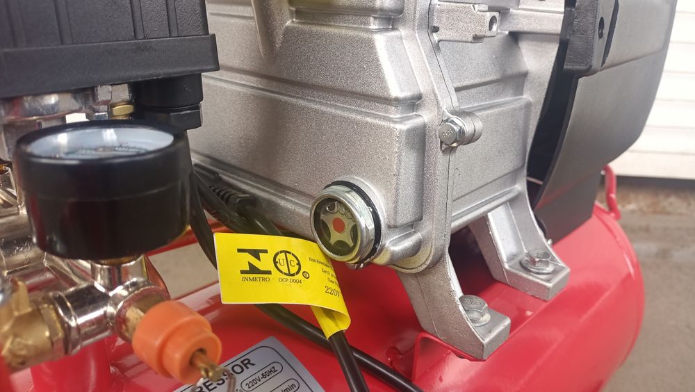 Воздушный компрессор. Компрессор.