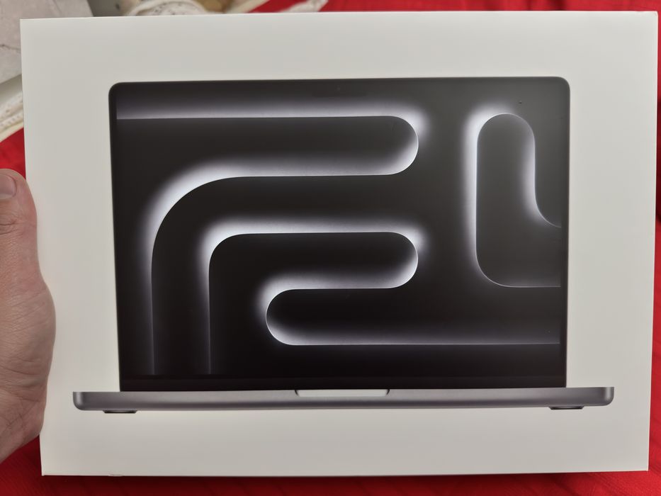 Macbook Pro 14 inch/ Макбук Про 14