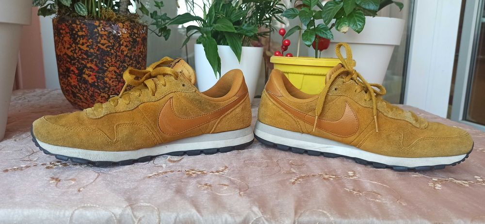 Mizuno 39 Адидас №38,Nike air-№39/40-25 лв, Nike air №40-25 Runners 37