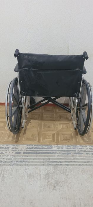 Инвалидная коляска