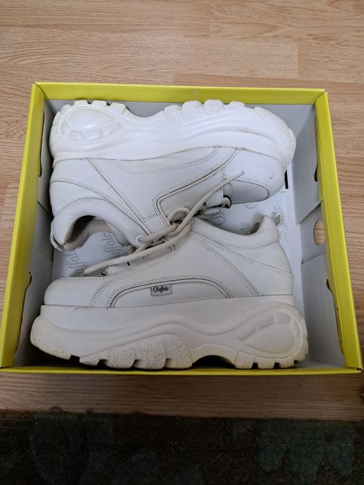 Buffalo london, nr.40