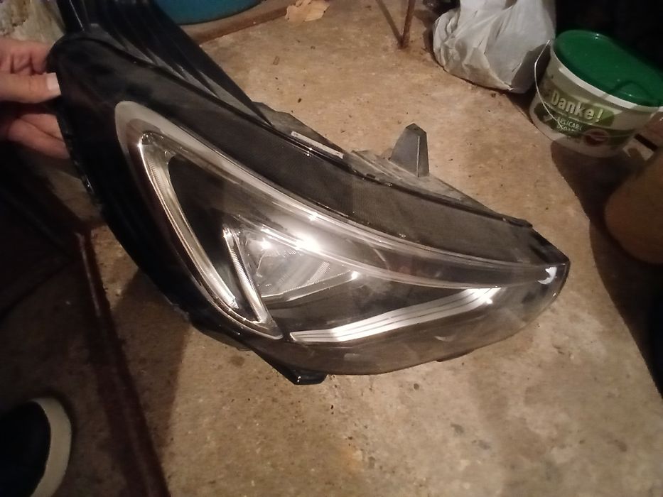 Far original dreapta Opel grandland x