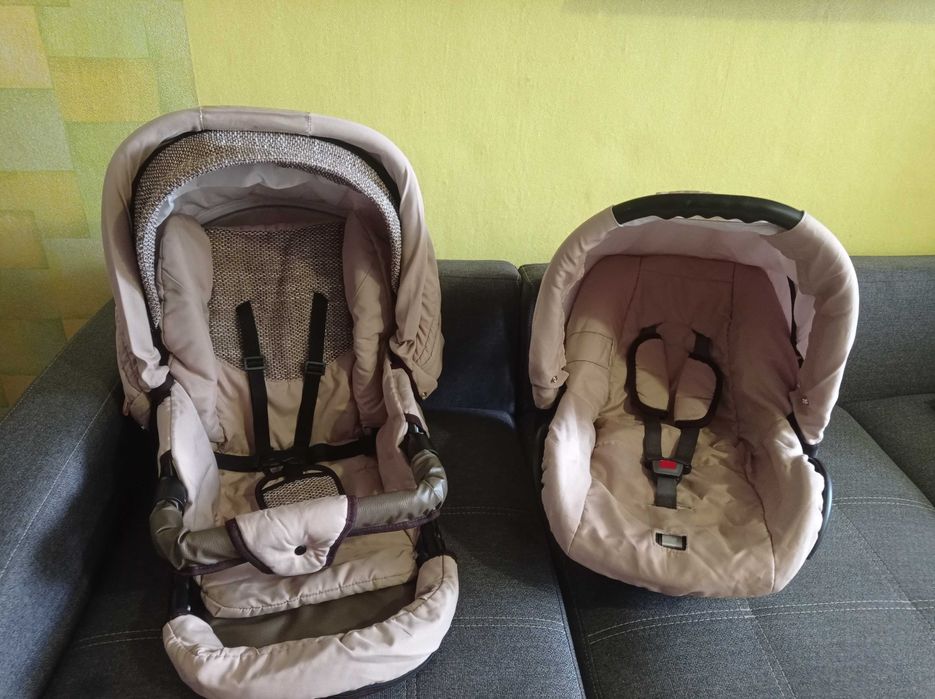 Продам детскую коляску 3в1