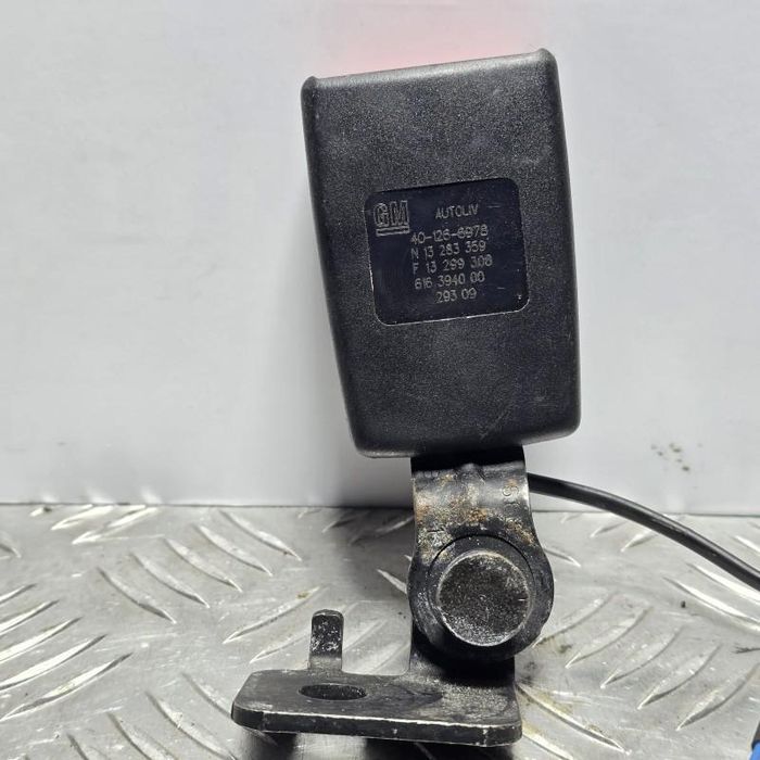 Capsa centura dreapta spate cu senzor prezenta Opel Astra J Facelift