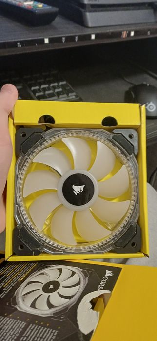 De vanzare ventilatoare crosair