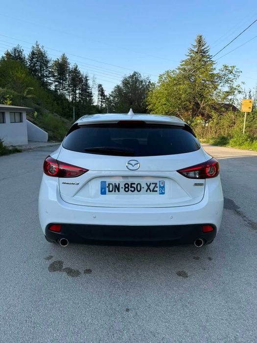 Mazda 3 2.2d Skyactiv Head-Up BOSE