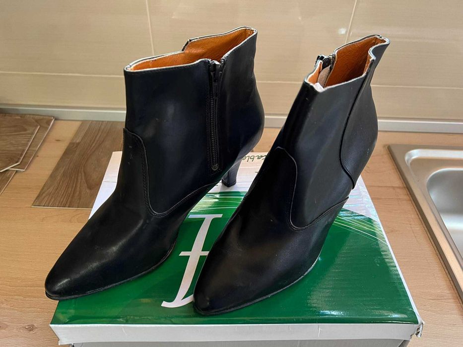 Дамски есенни/пролетни боти