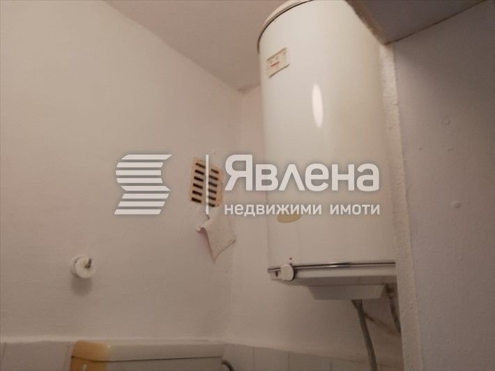 Продава се Магазин в Бургас, Център - 77 кв.м за 1052 €/кв.м - Снимка #10