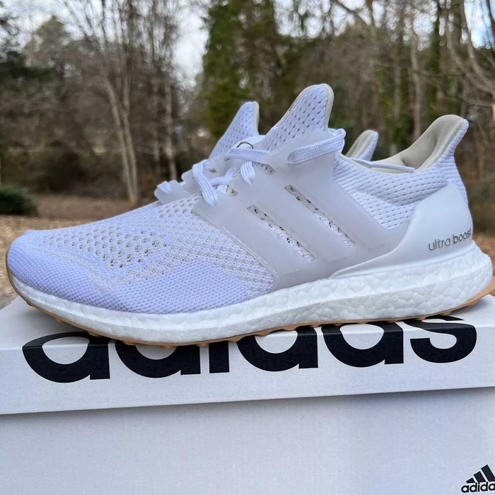 Оригинални маратонки * ADIDAS ULTRADOOST DNA Redition * EU42