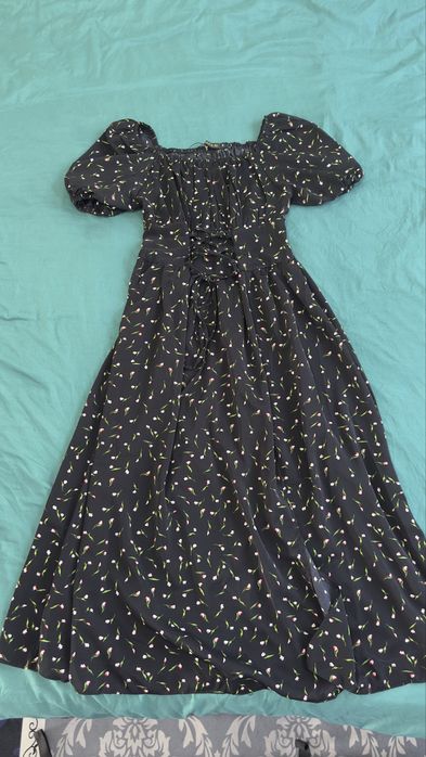 Срочно Продам платья