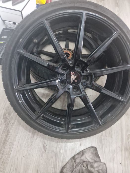 Jante/Roti R3 R3H03 19’ + 4 anvelope vara