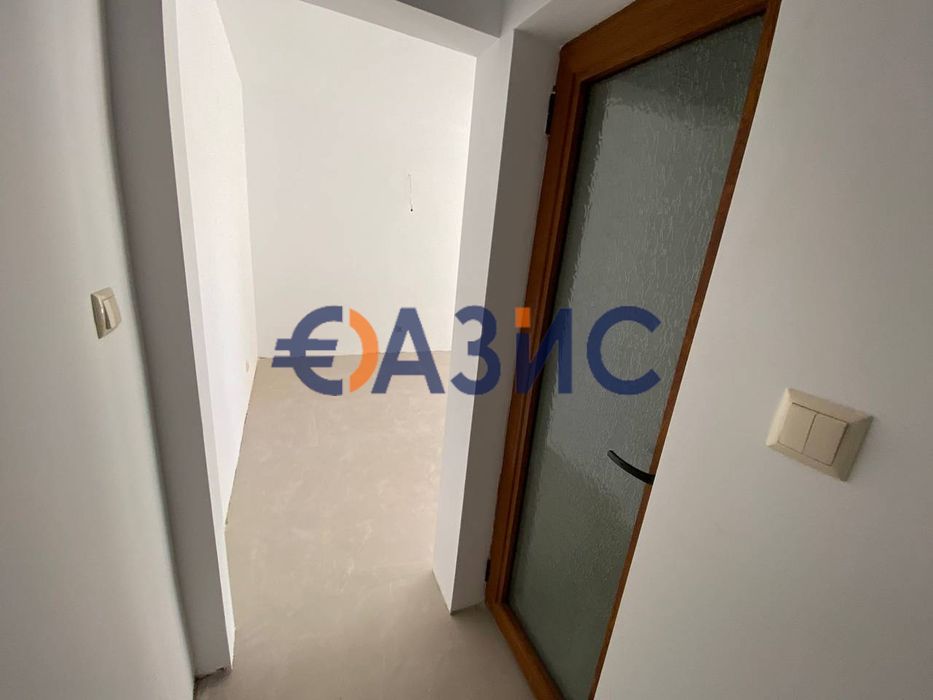 Продава се Двустаен апартамент в с. Кошарица, Област Бургас - 57 кв.м за 698 €/кв.м - Снимка #10