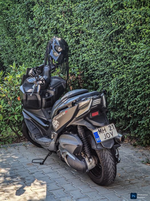 Vand Schimb Scuter  Kymco Xciting S 400cc 2019 Full LED Bluetooth Apps  Sync GPS  Weather etc