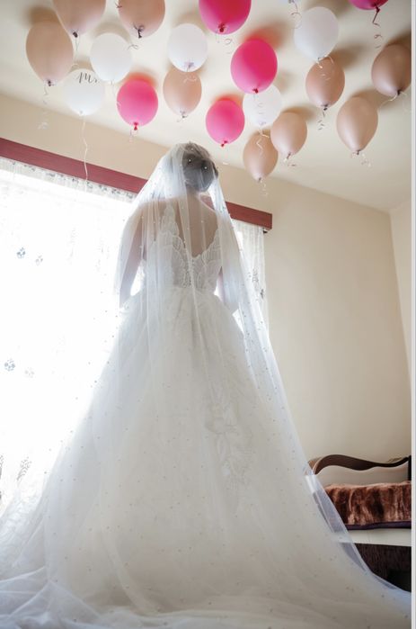 Vând rochie de mireasă