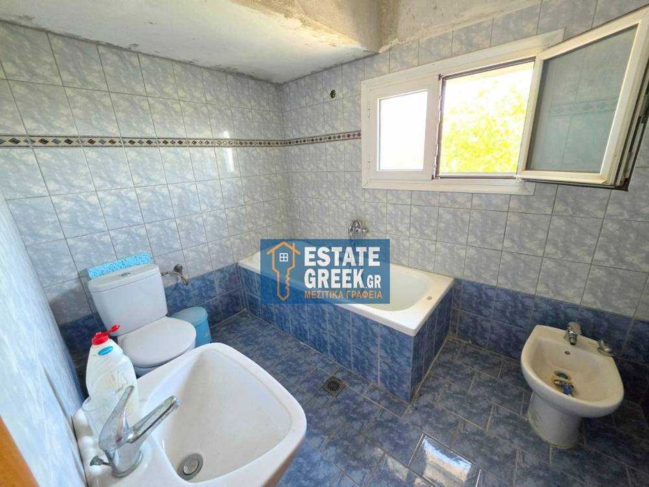 продава се САМОСТОЯТЕЛНА КЪЩА 285 кв.м Крионери - Кавала 8408