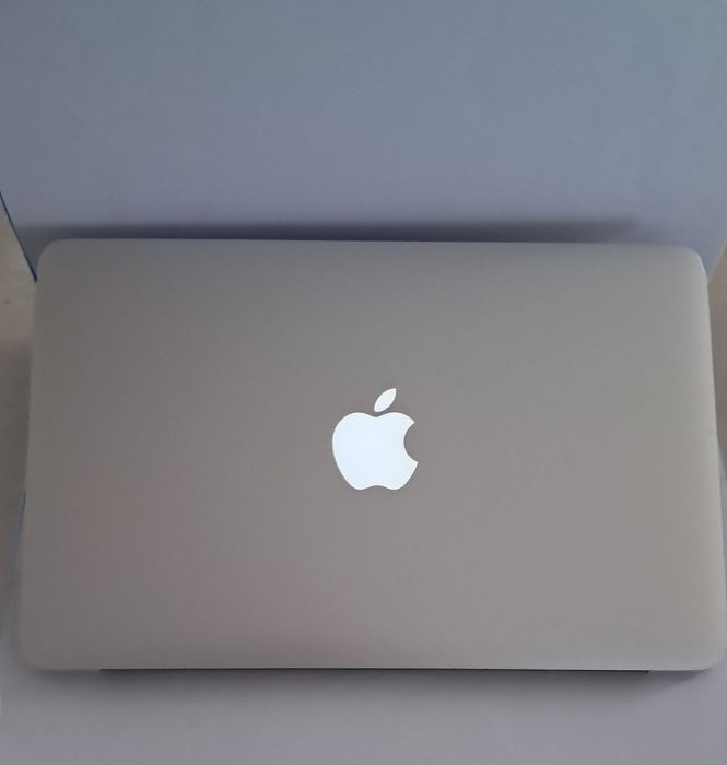 Mackbook Air 11-inch 2014