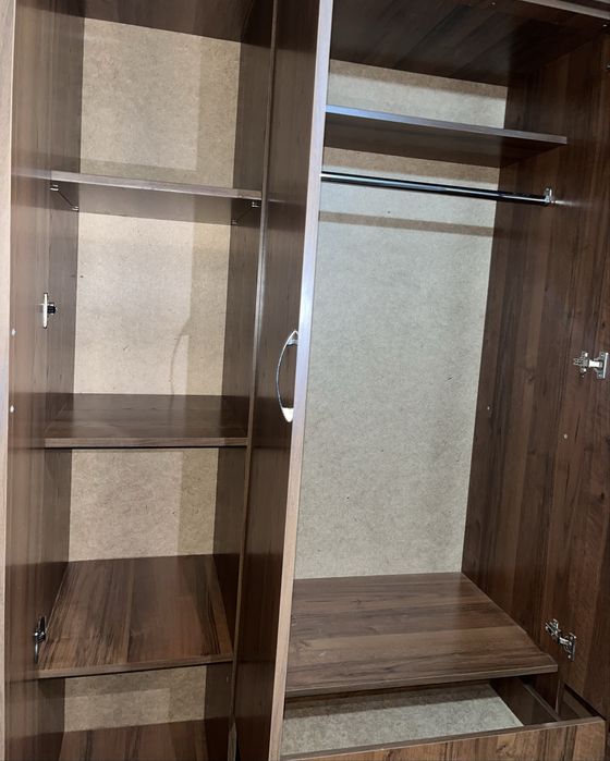 Шкаф для хранения одежды