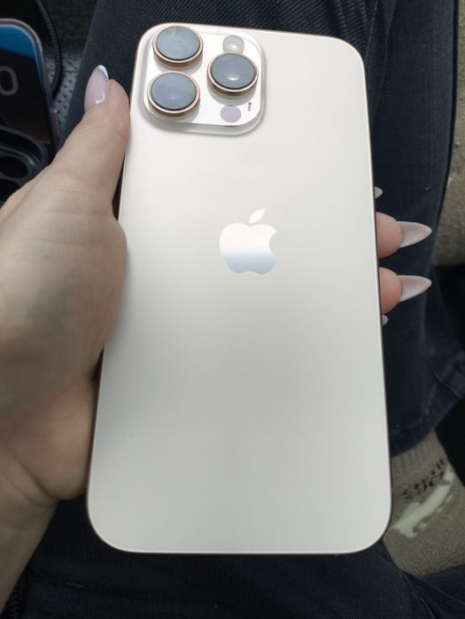 Appl 16pro max E sim в отличном состоянии 256гб