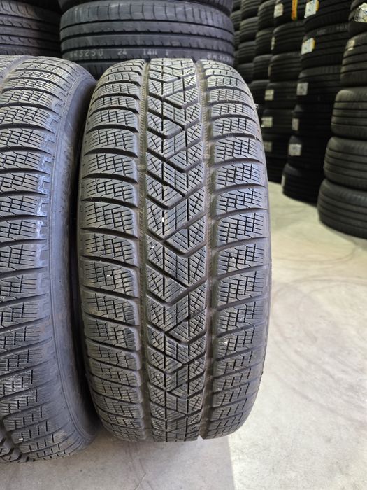 235/55/19 PIRELLI 4бр