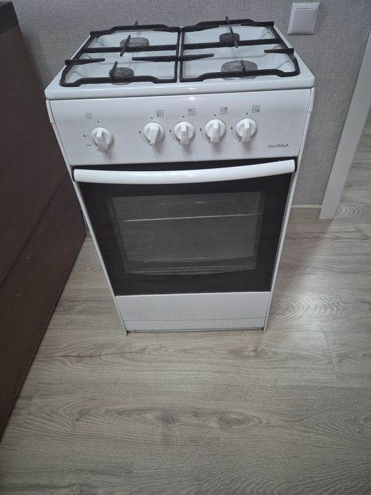 Продам газ плиту