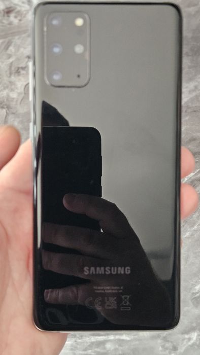 samsung s20 plus black 12gb/128gb  650 lei