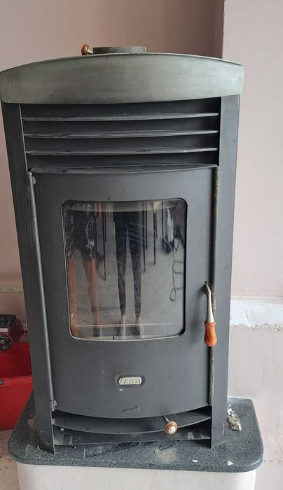 Камина на дърва с водна риза