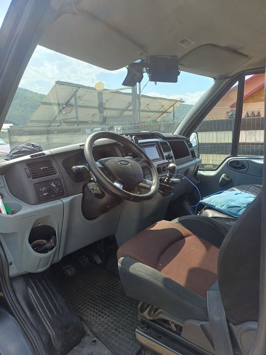 Ford tranzit 2.2 tdci  2010