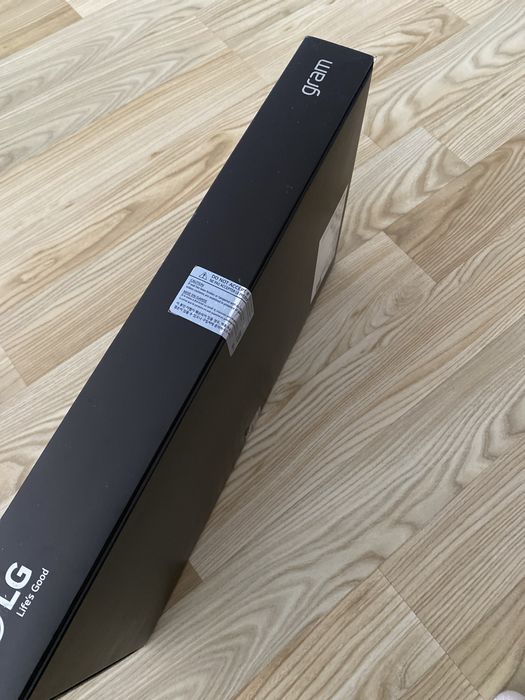 Laptop LG GRAM , NOU , Sigilat ,Notebook , i7