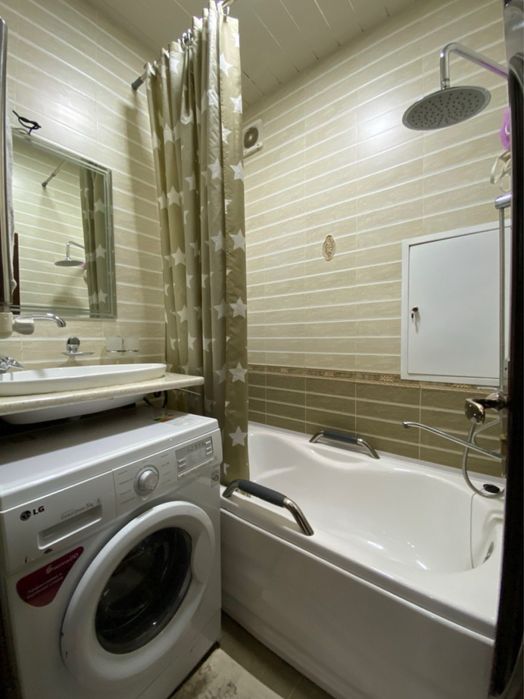 Сдаю 2-х комн кв на метро Айбек